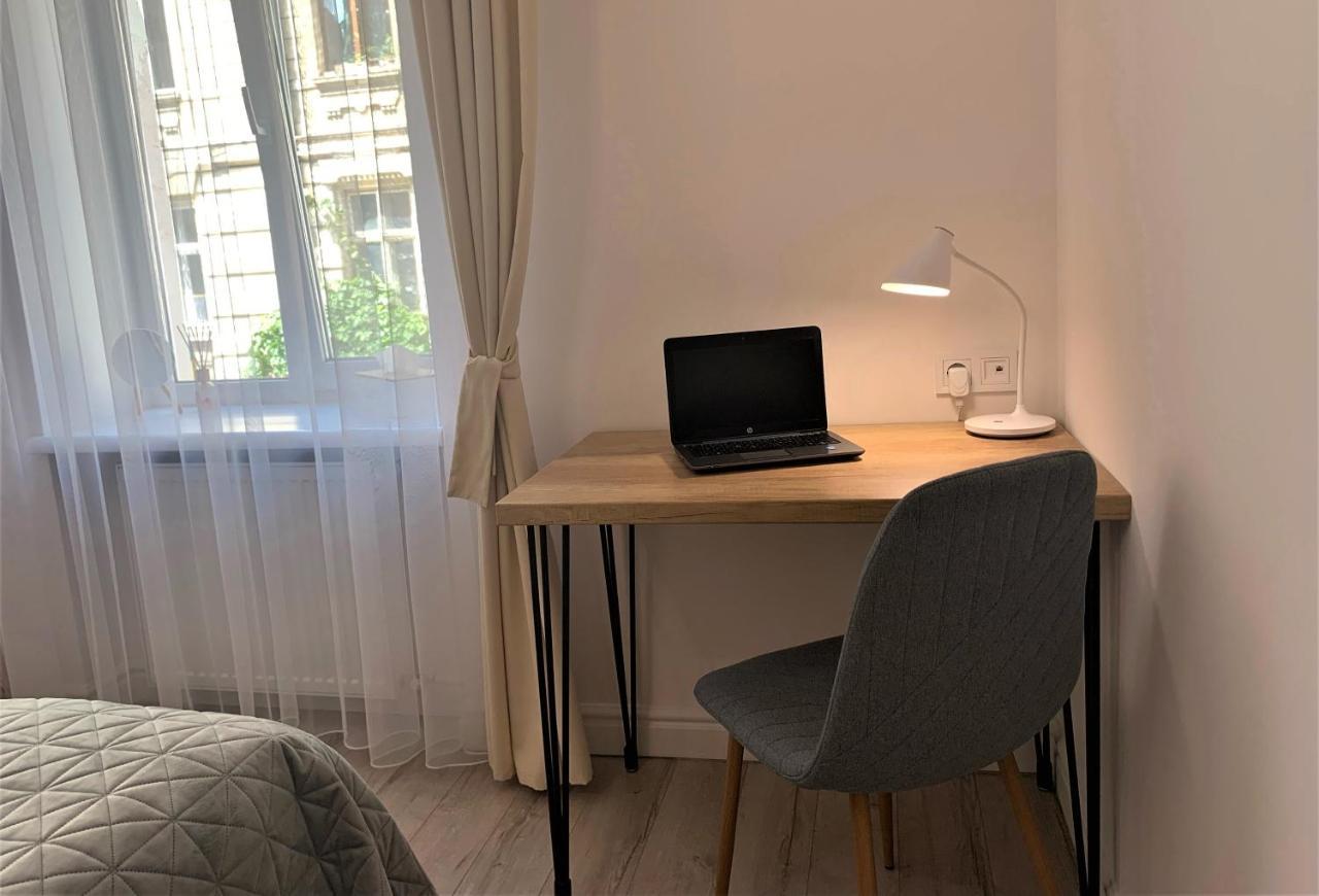 Iris Apartment On Popovich 利沃夫 外观 照片