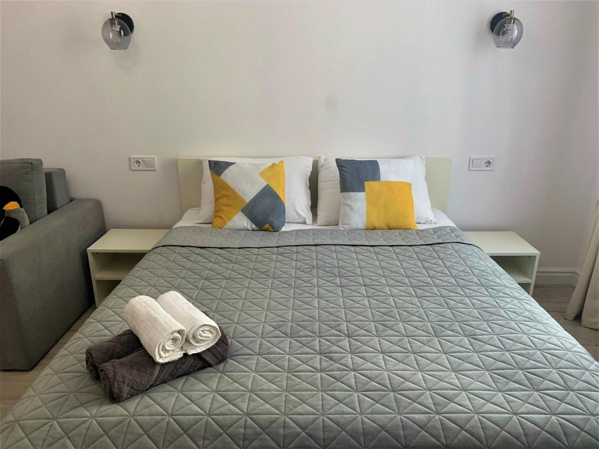 Iris Apartment On Popovich 利沃夫 外观 照片