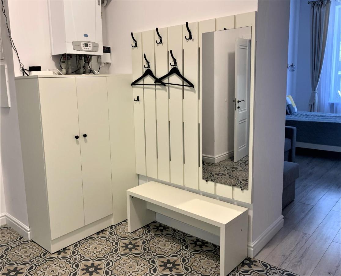 Iris Apartment On Popovich 利沃夫 外观 照片